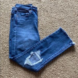 Levi’s 724 High Rise Straight Jeans